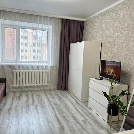 Уютная Квартира Жк Сказочный Мир Город Астана Exterior foto